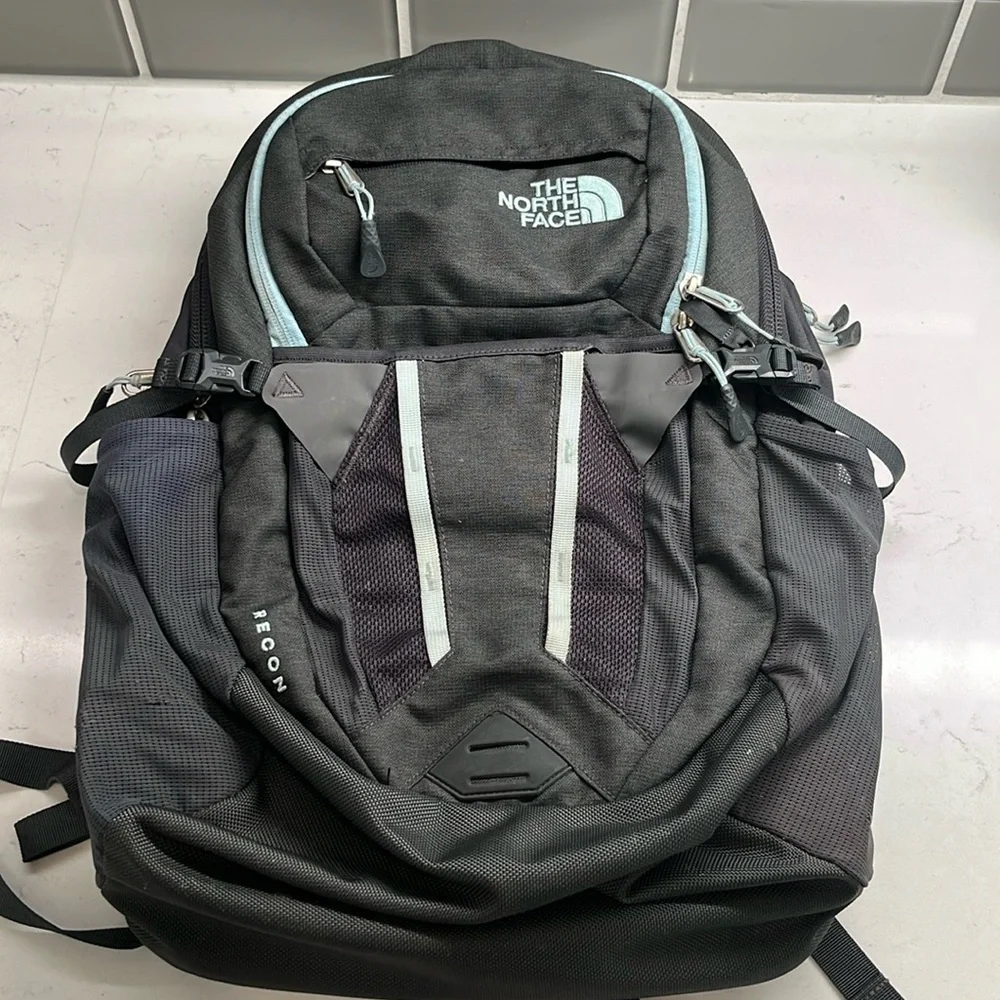 The NorthFace Recon Women Backpack Gray‎ and Blue